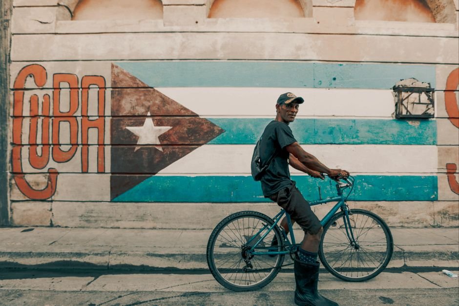 Cuba à vélo : L&rsquo;aventure ultime à travers l&rsquo;île révolutionnaire